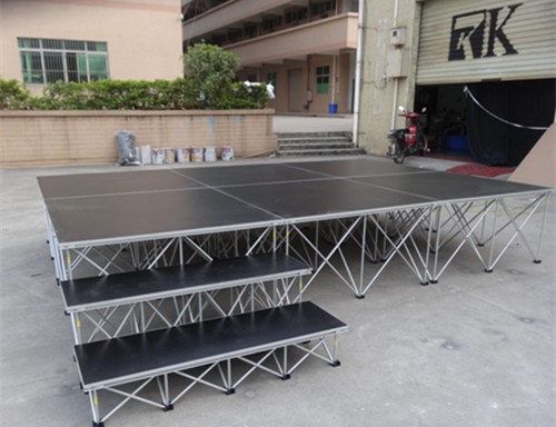 portable stage manufacture