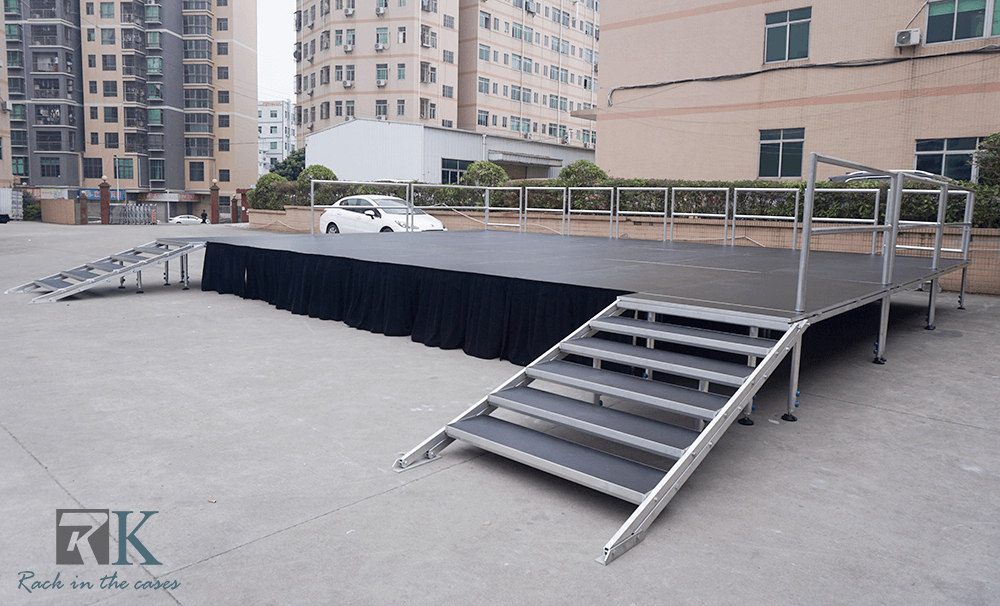 Portable stage