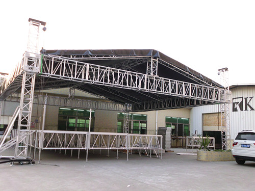 Outdoor concert truss system Outdoor concert truss system