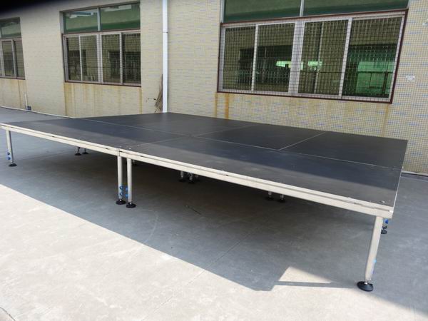 portable stage