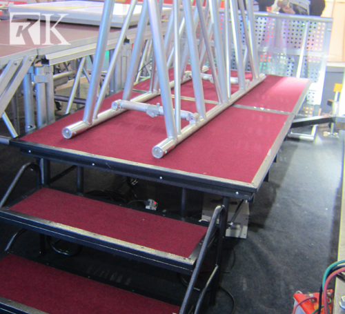 portable stage