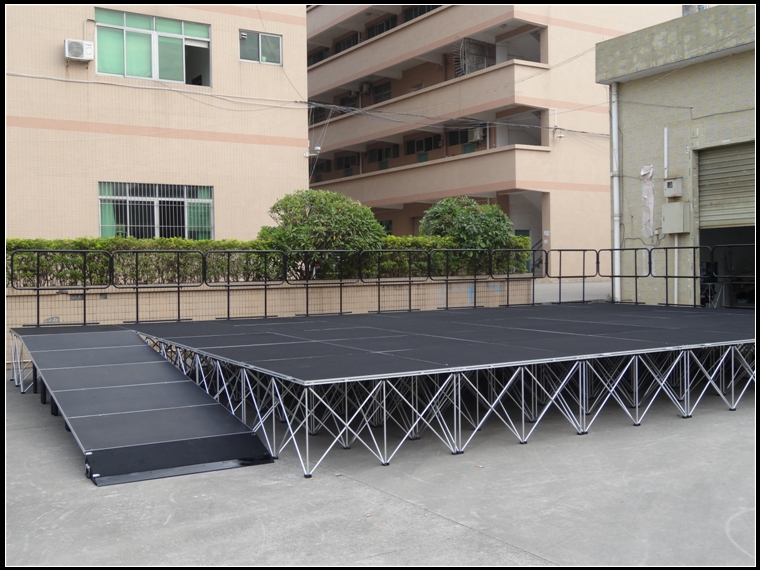 RK PORTABLE STGE